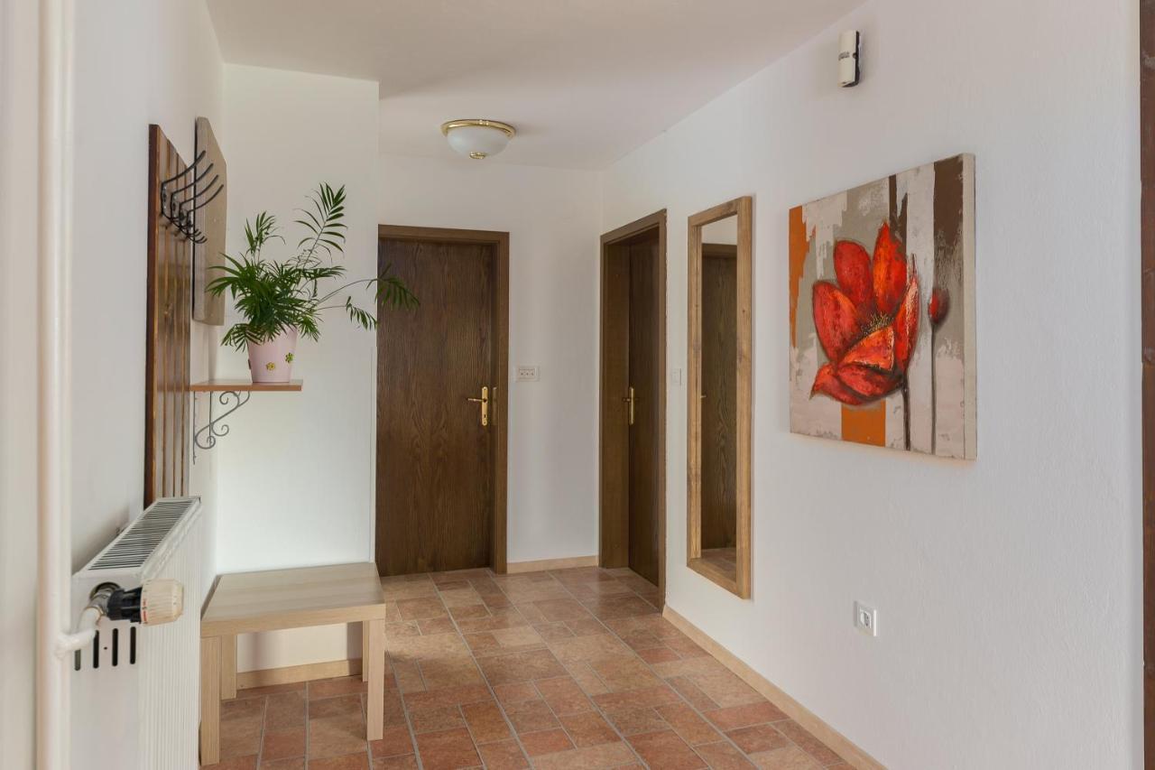 Apartment Valy - Free Bikes, Relaxing Terrace & Near Bled Exterior foto