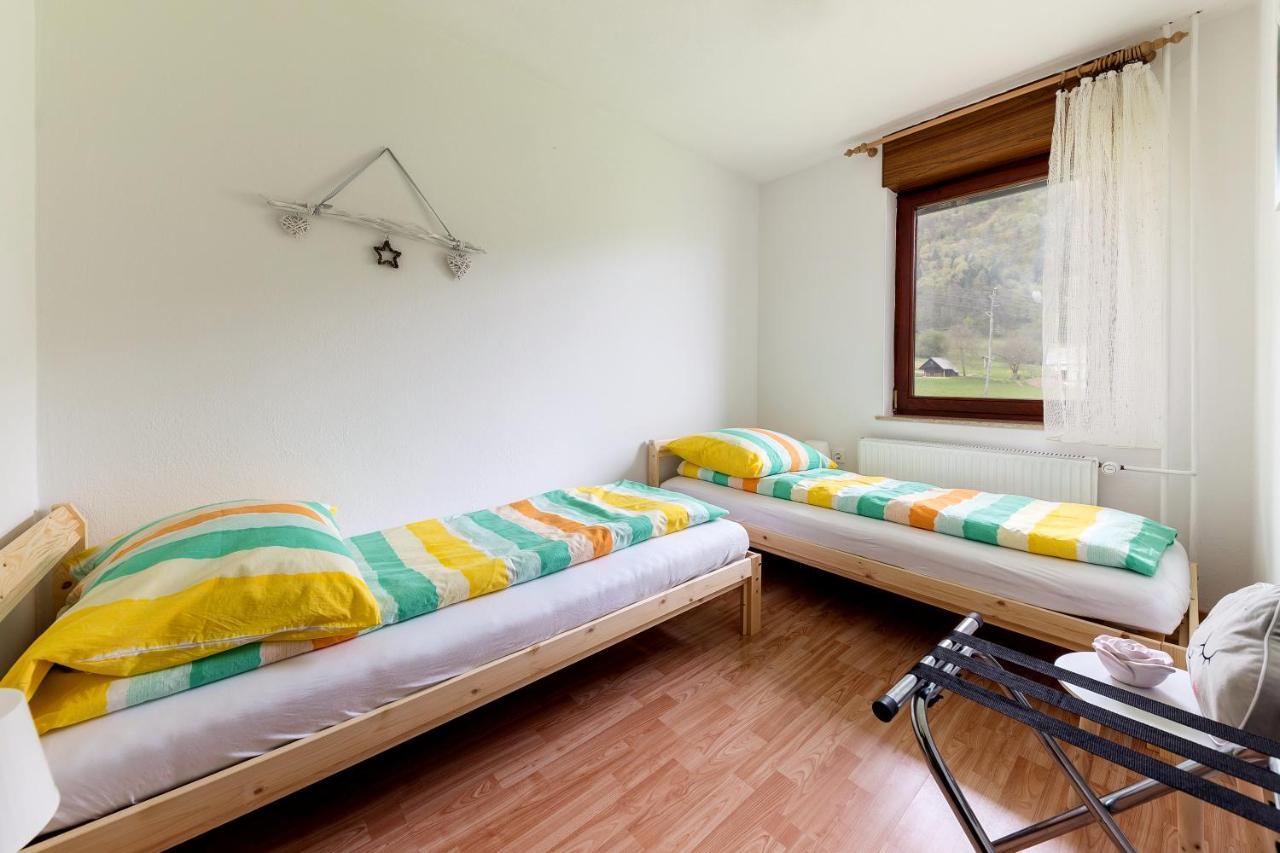 Apartment Valy - Free Bikes, Relaxing Terrace & Near Bled Exterior foto